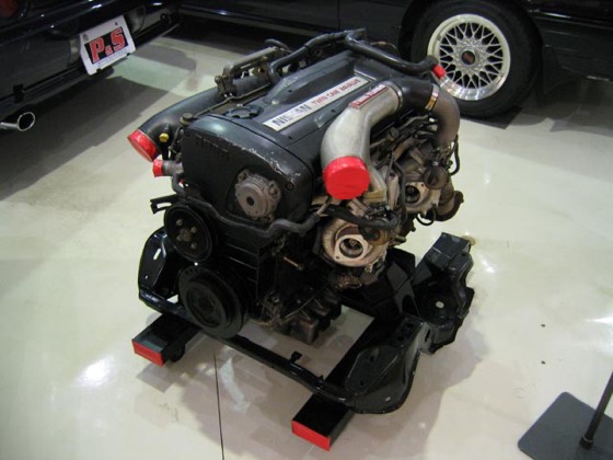 Nissan RB26DETT engine on display at Prince and Skyline Museum in Nagano Japan.jpg